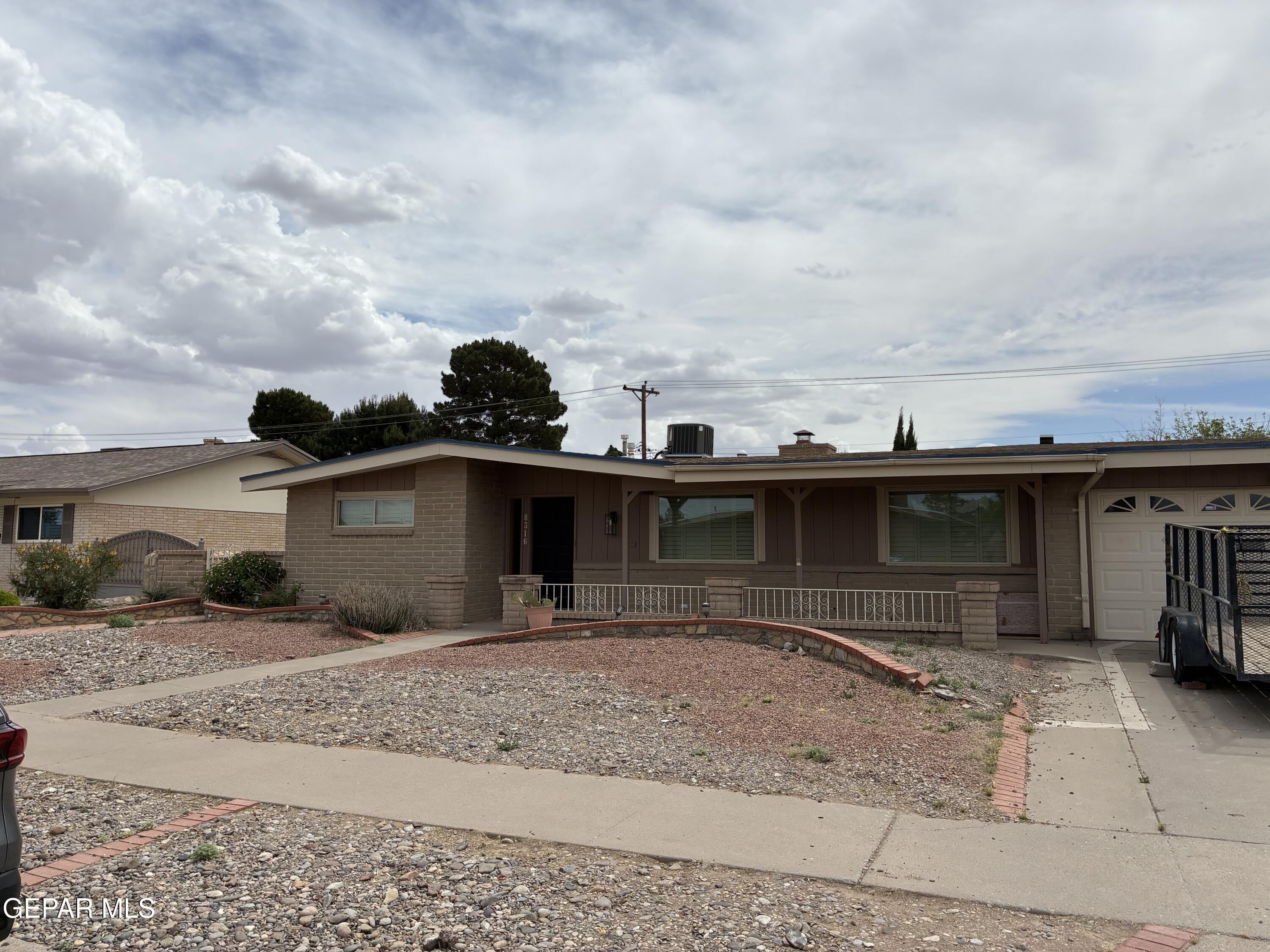 8316 W H Burges Drive – photo 2