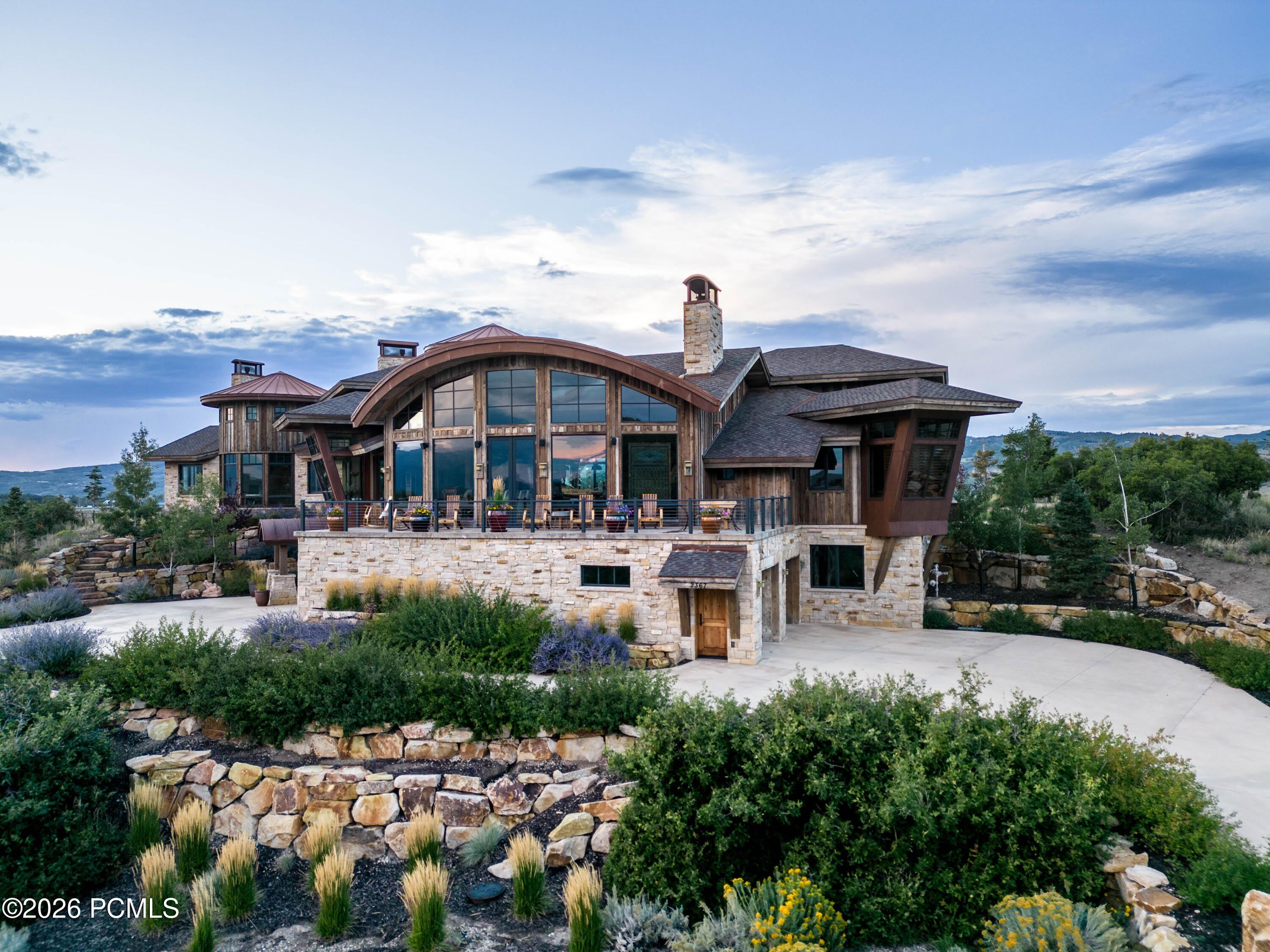2367 E Canyon Gate Road – photo 2