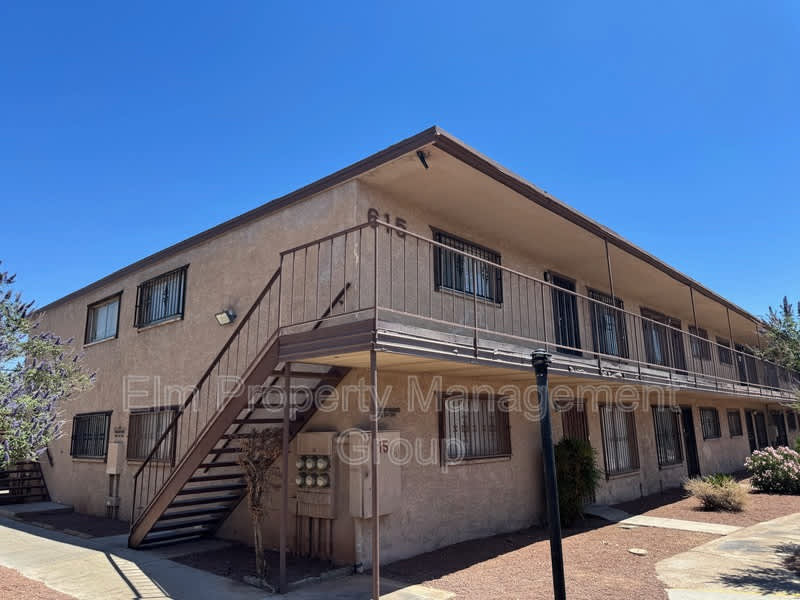 615 South Royal Crest Circle – photo 1