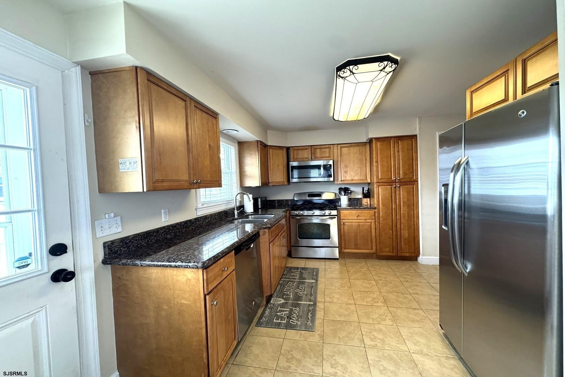 111 W Inlet Road – photo 5