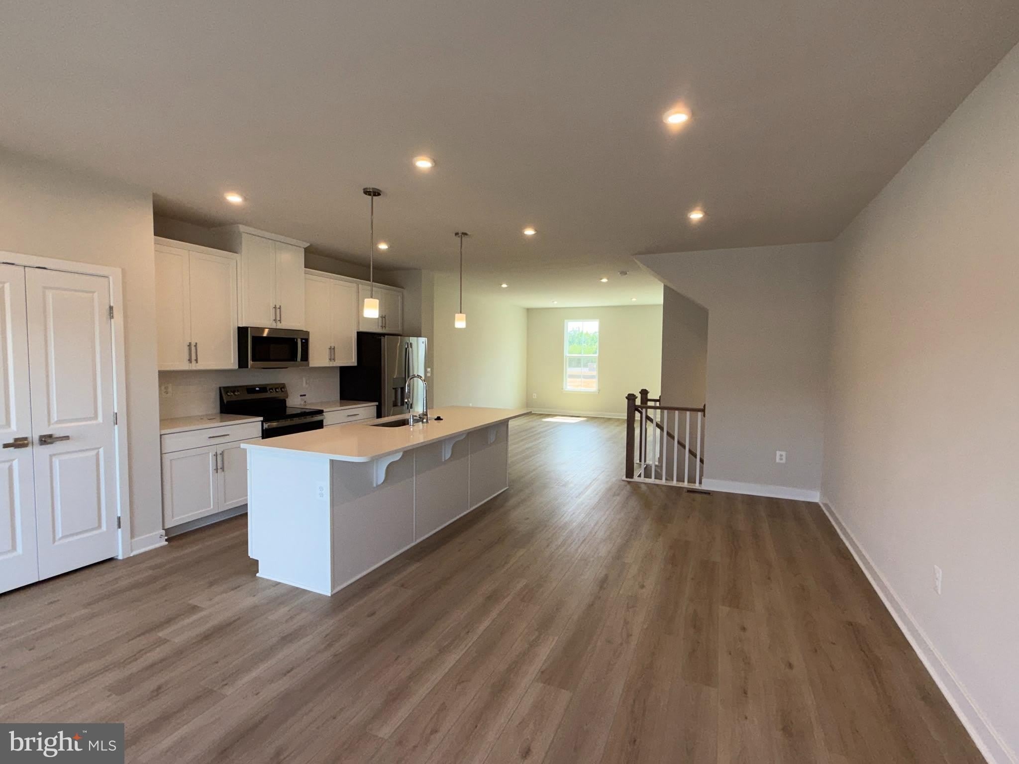 9193 EDENDERRY Drive – photo 5