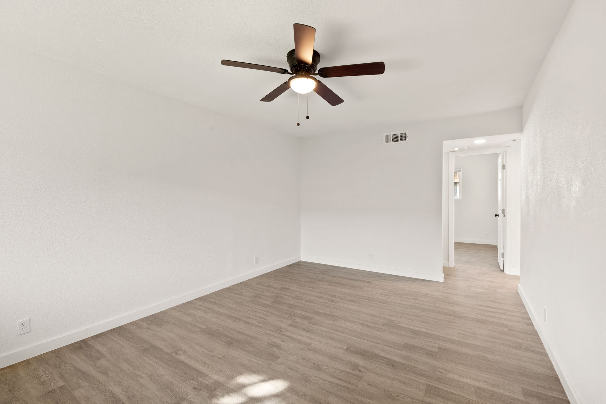 228 S Lazona Dr – photo 4