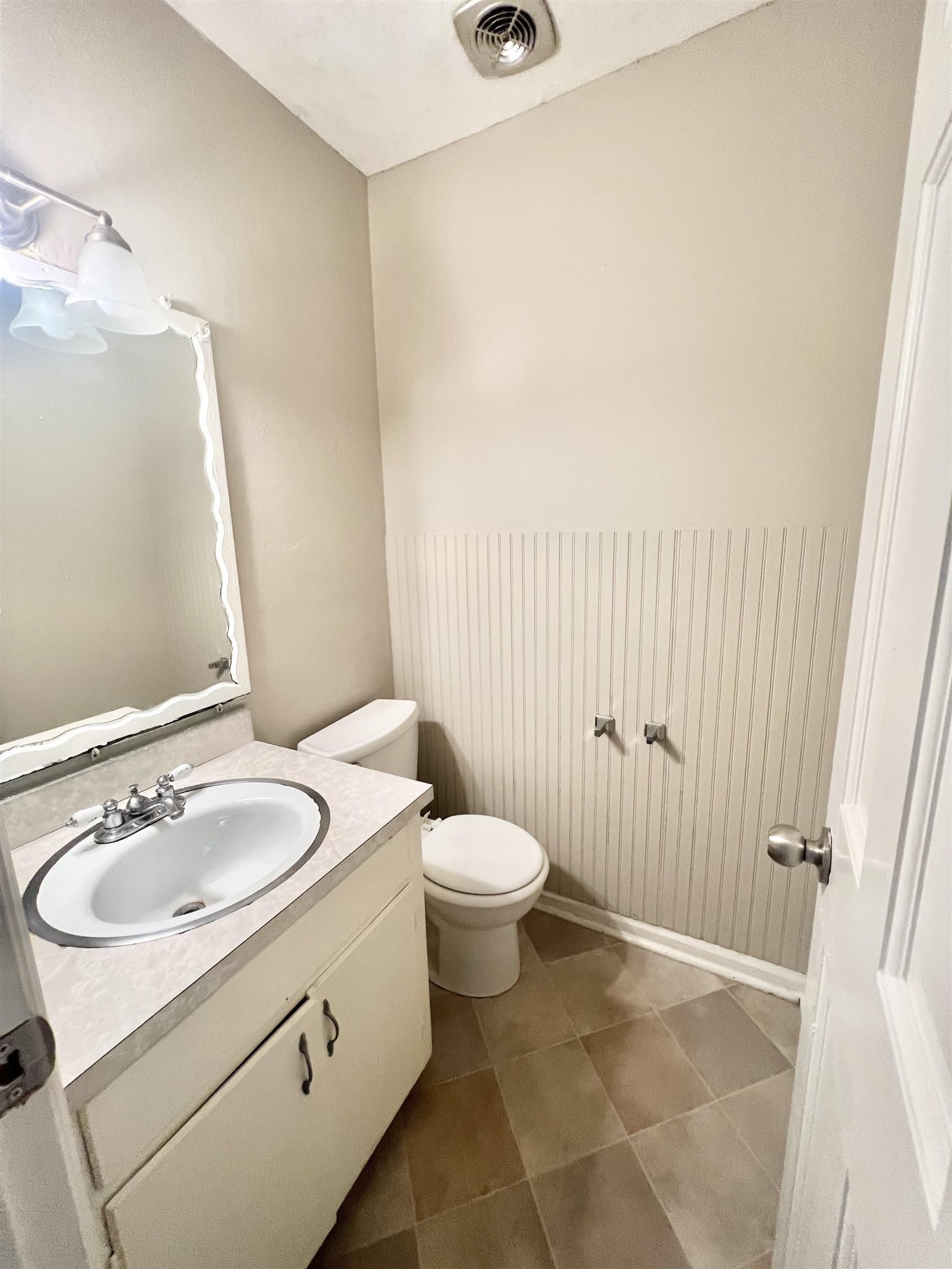 300 Springdale Drive – photo 3