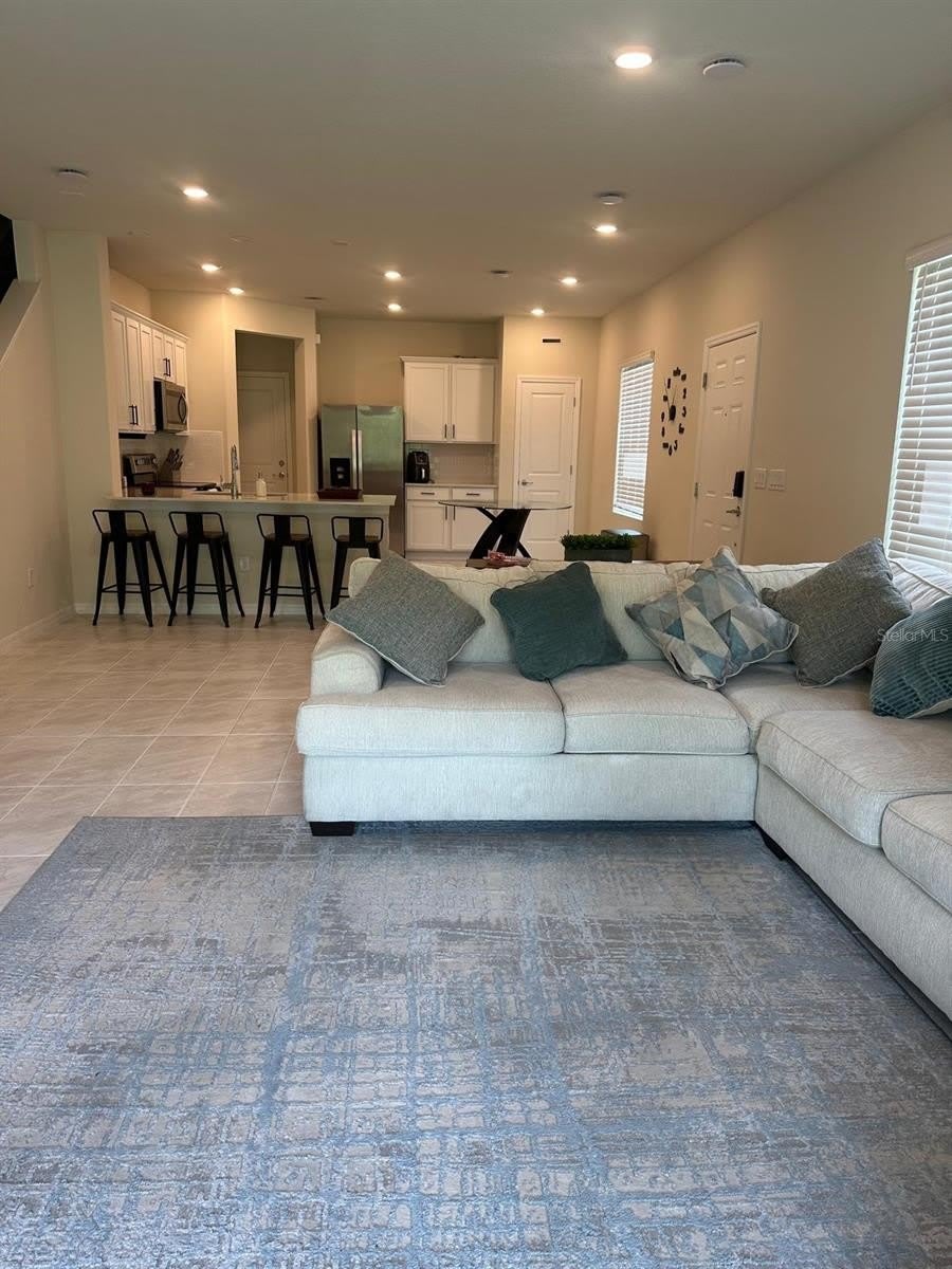 4669 SPARKLING SHELL Avenue – photo 4