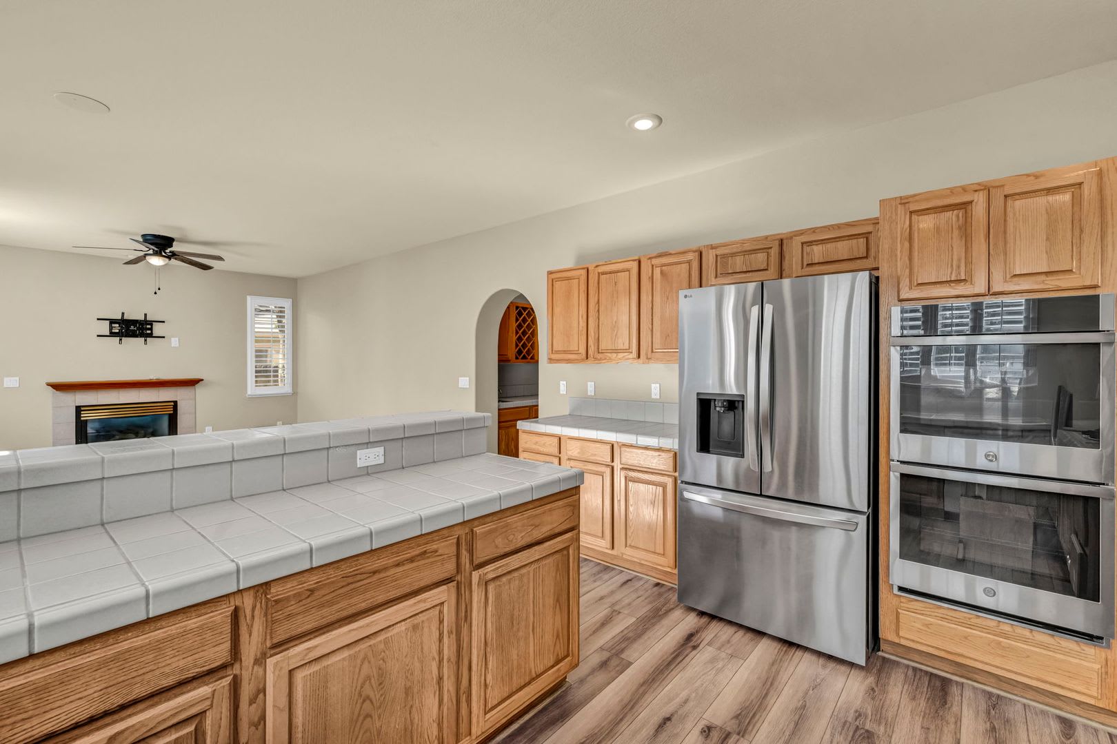 MORE SPACE, MORE COMFORT, MORE TO LOVE IN EVANS CREEK – photo 4