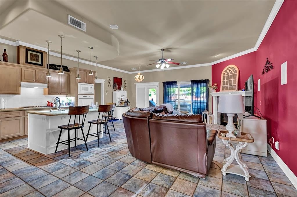 17105 Gladstone Lane – photo 5