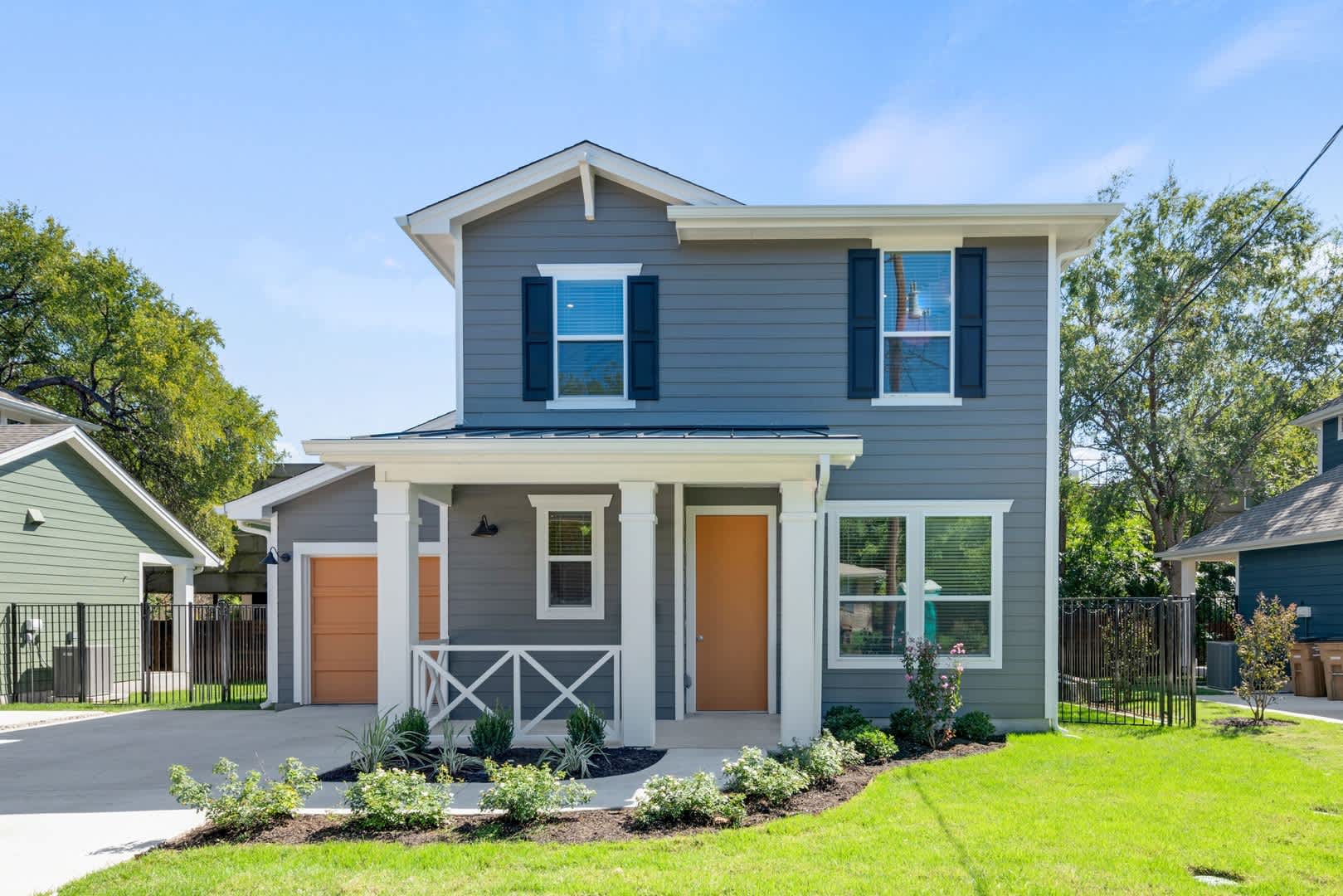 Ut Pre Lease 2018 New Construction Luxury 4 Bed 3 Bath Home In West Campus – photo 1