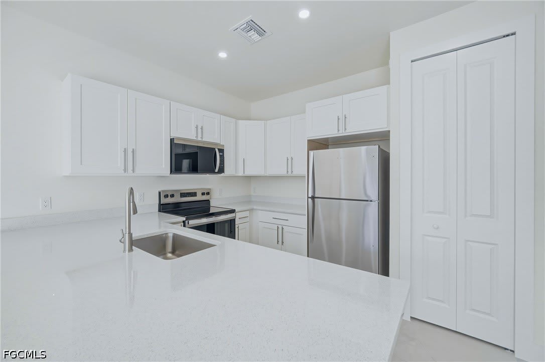 5428 Bristo Street – photo 5