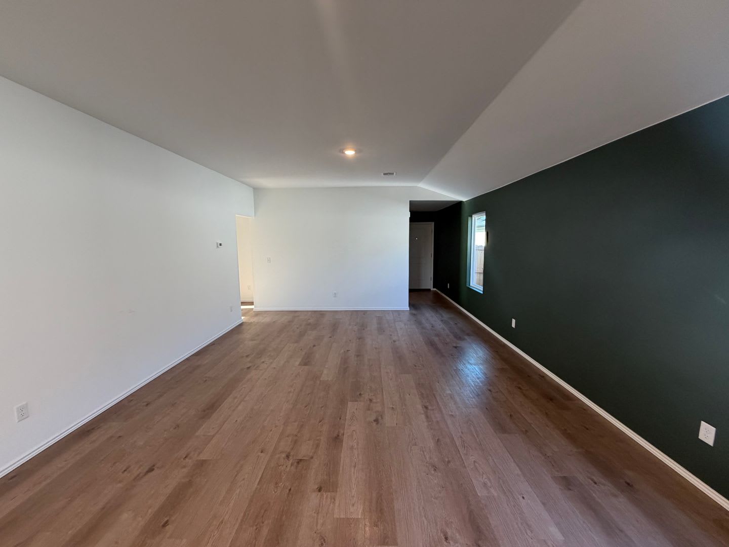 Beautiful 3 Bed 2 bath in N. OKC – photo 3