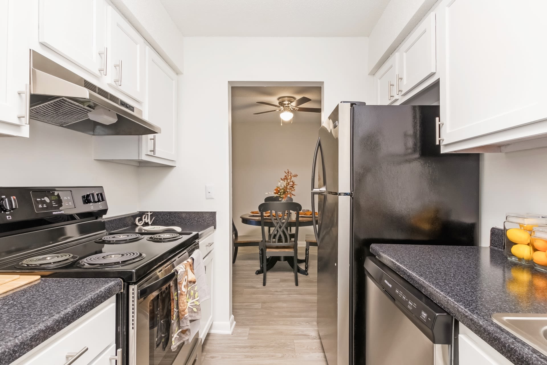 Willow Apartments – photo 5