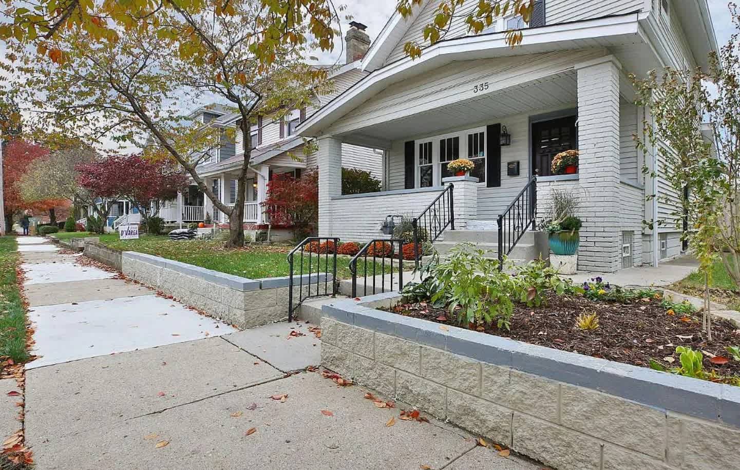 335 East Moler Street – photo 3