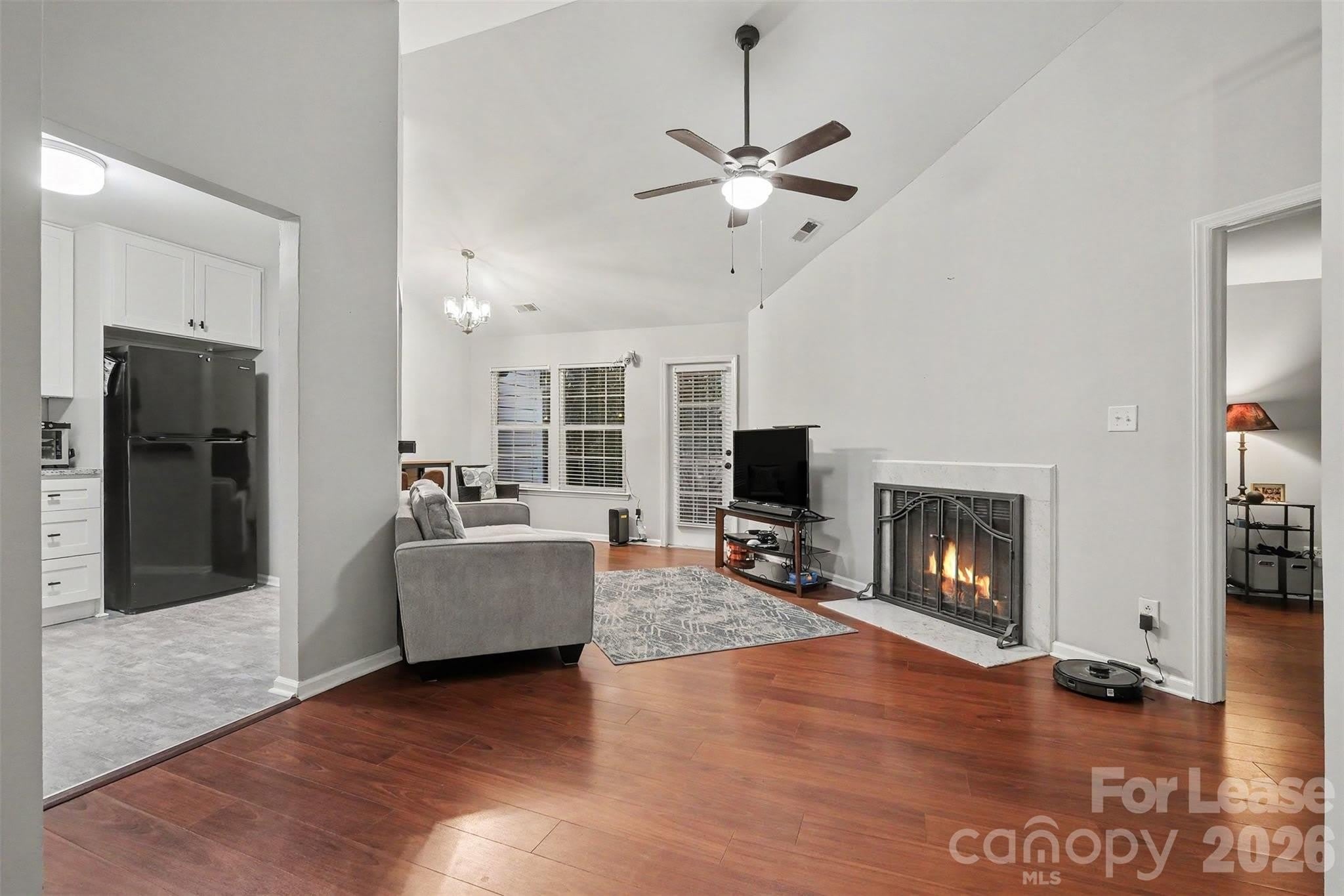 6121 GRAY GATE Lane – photo 2