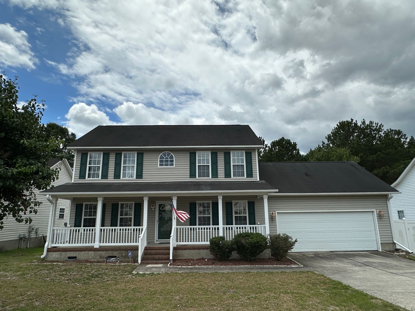 3 Bedroom, 2.5 Bath Home with 2 Car Garage in Hope Mills. – photo 1