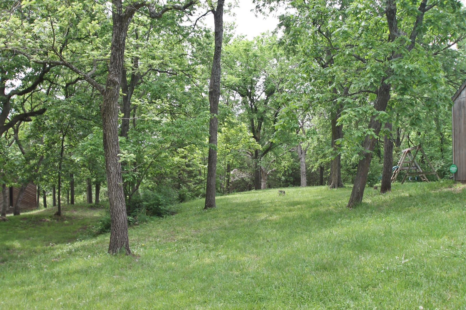 Secluded Luxury Cabin In Woods With Private Lake Great Central Location Between Topeka Lawrence Beware Of Fraud Deposits Are Handled In Person And Only At Our Office – photo 2