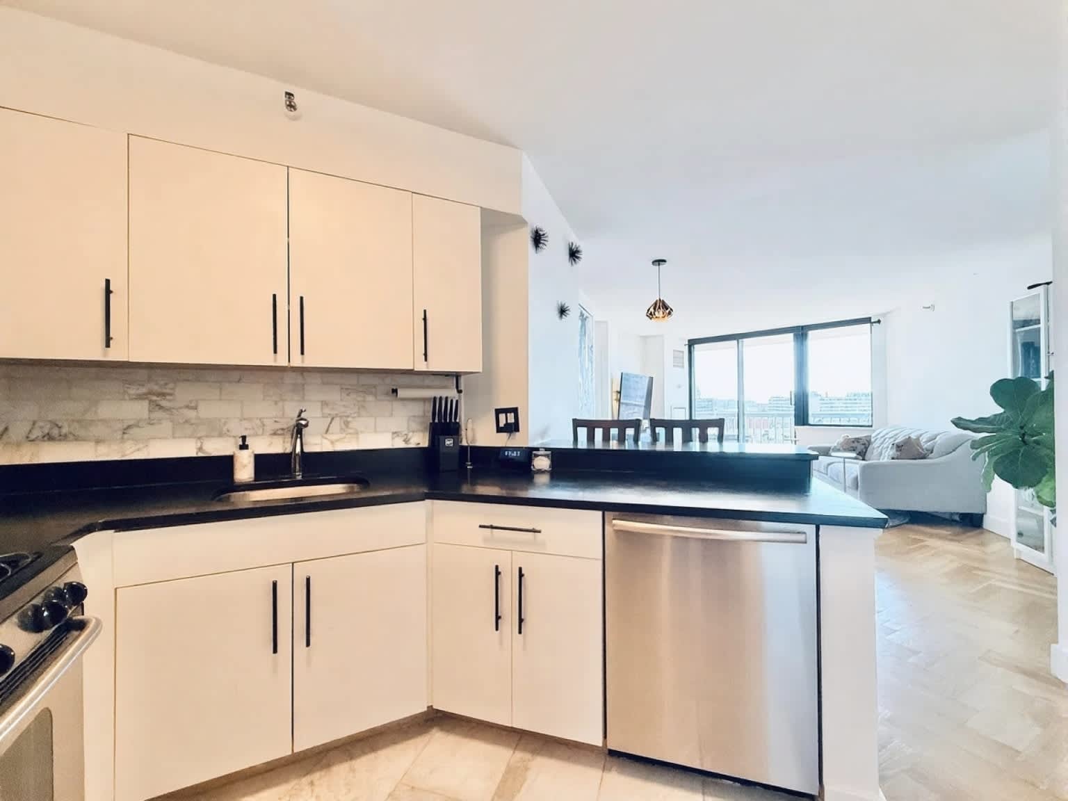 25 Forest St Apt 11C – photo 3