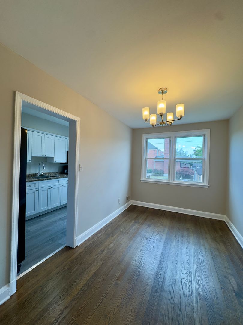 Charming 2 Bedroom/1 Bathroom Townhome in Essex, Baltimore, MD! – photo 4