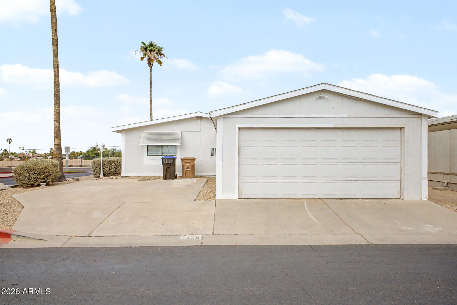 8601 N 103RD Avenue – photo 4