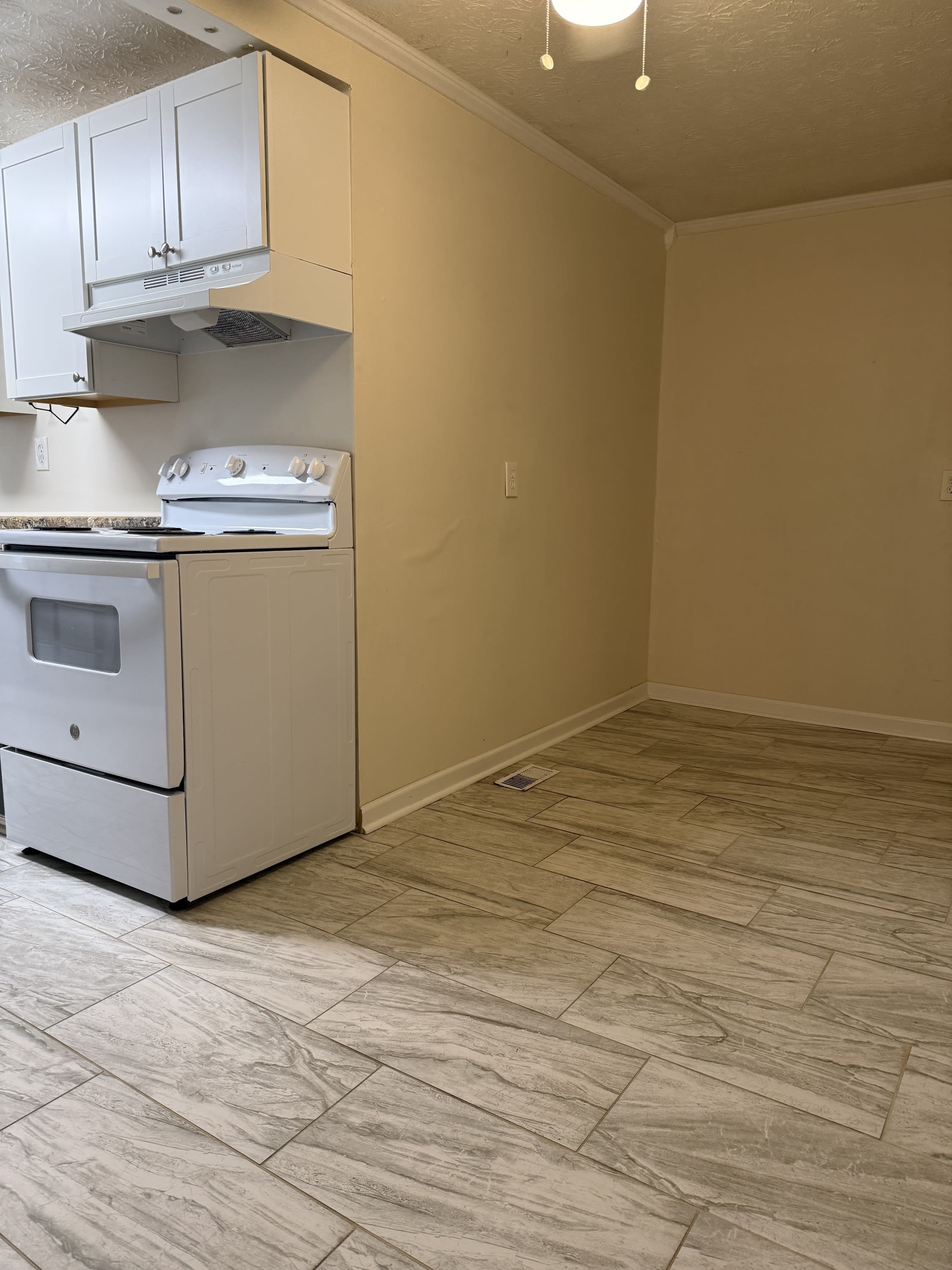 1026 1st Avenue South – photo 4