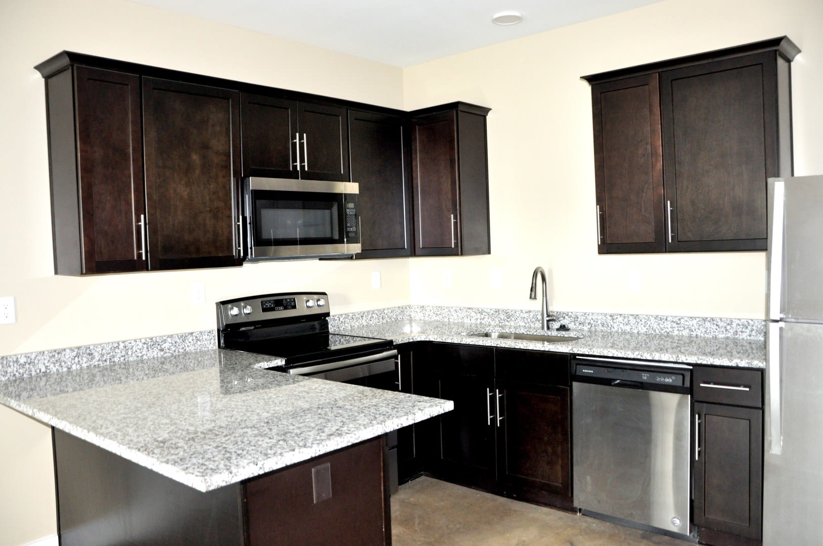 715 75Th Street – photo 5