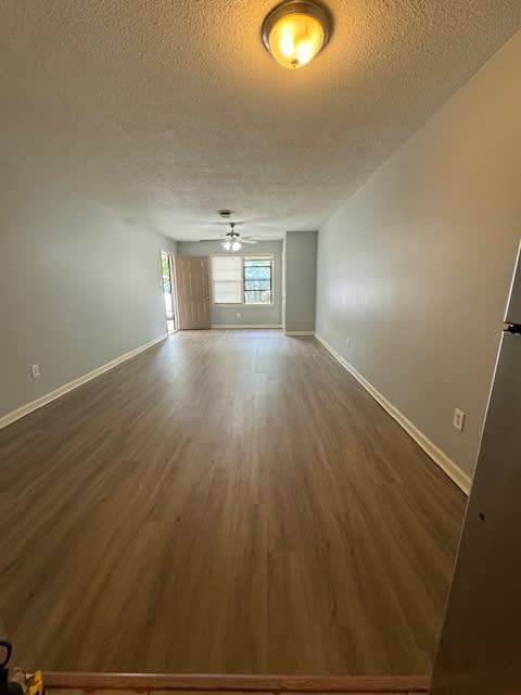 218 Pekin St. – photo 3