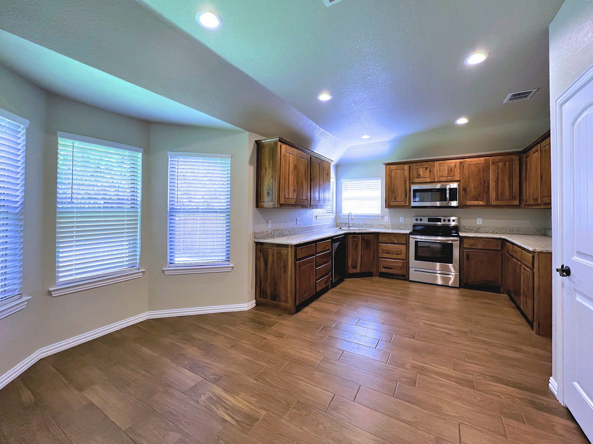 219 Clover Circle – photo 5