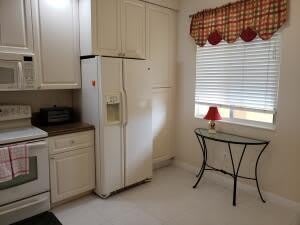 27 HARBOUR ISLE Drive W – photo 2