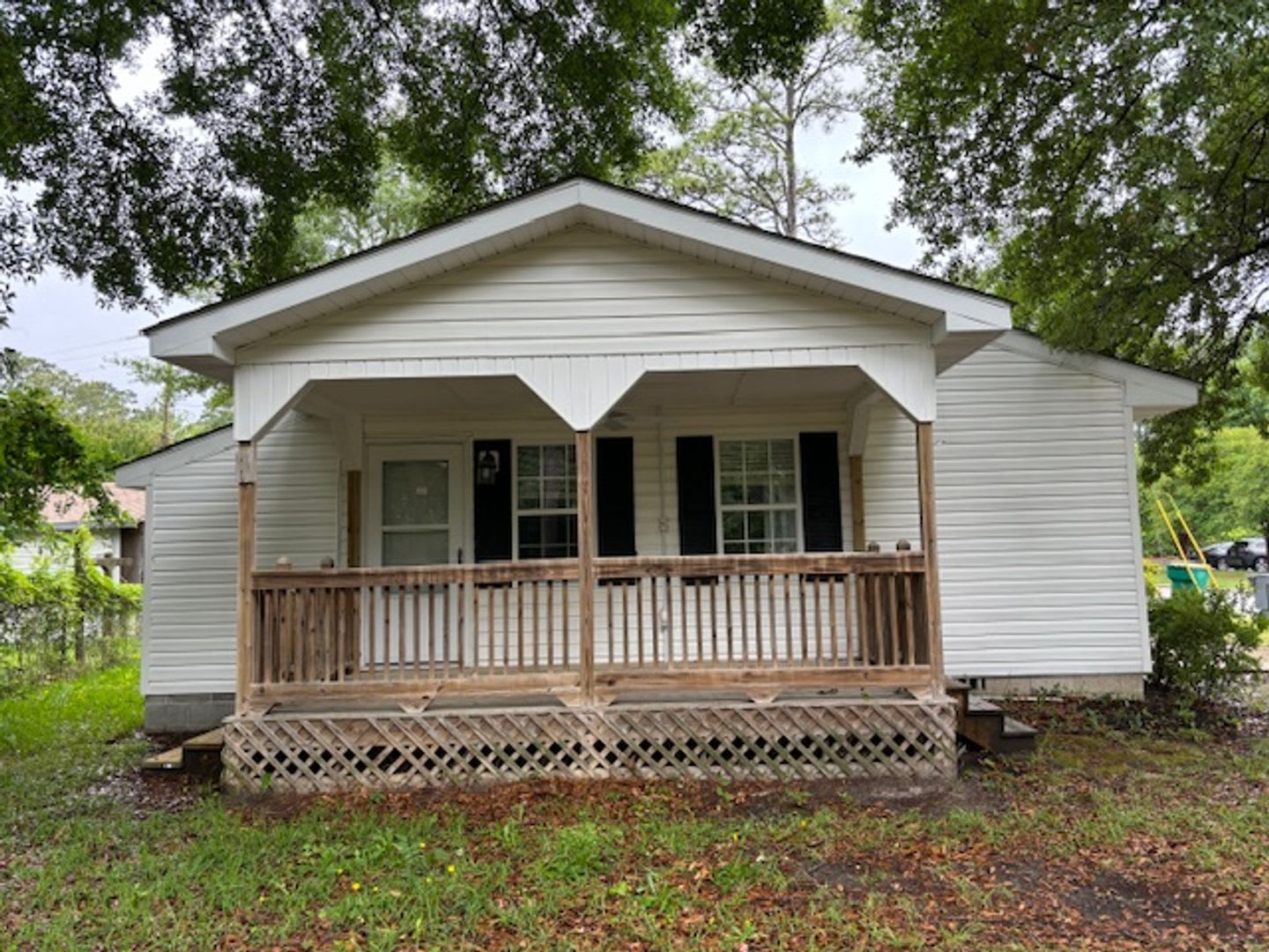 2-Bedroom, 1-Bath House – photo 2