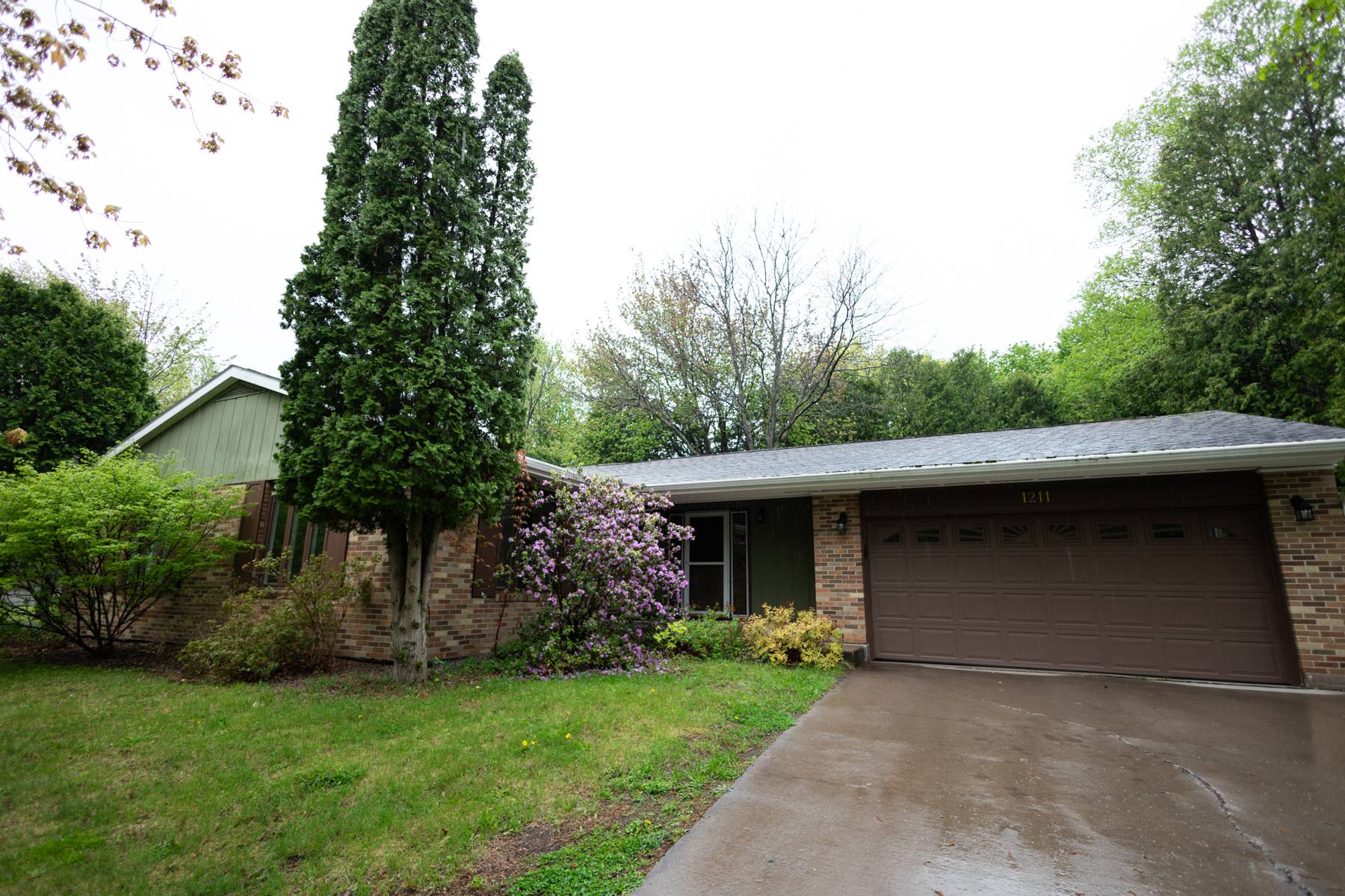 1211 Joliet Road – photo 1