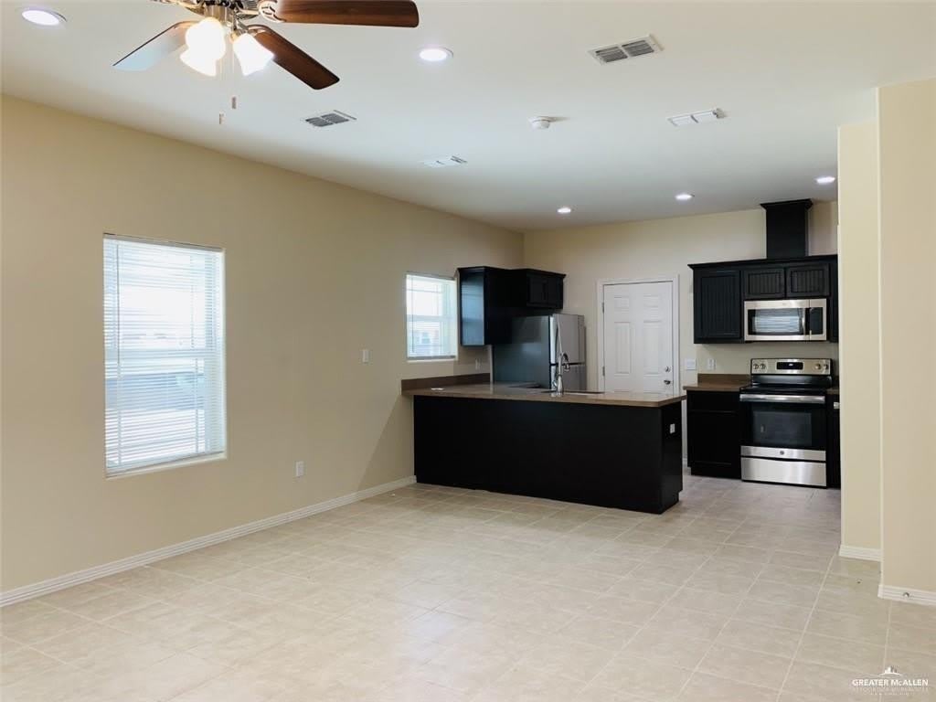 2706 E Garfield Avenue – photo 2
