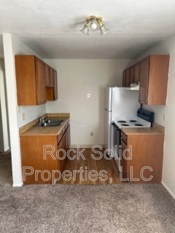 1008 East Jefferson Road – photo 5