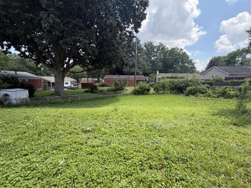 7250 HOWDERSHELL RD – photo 3