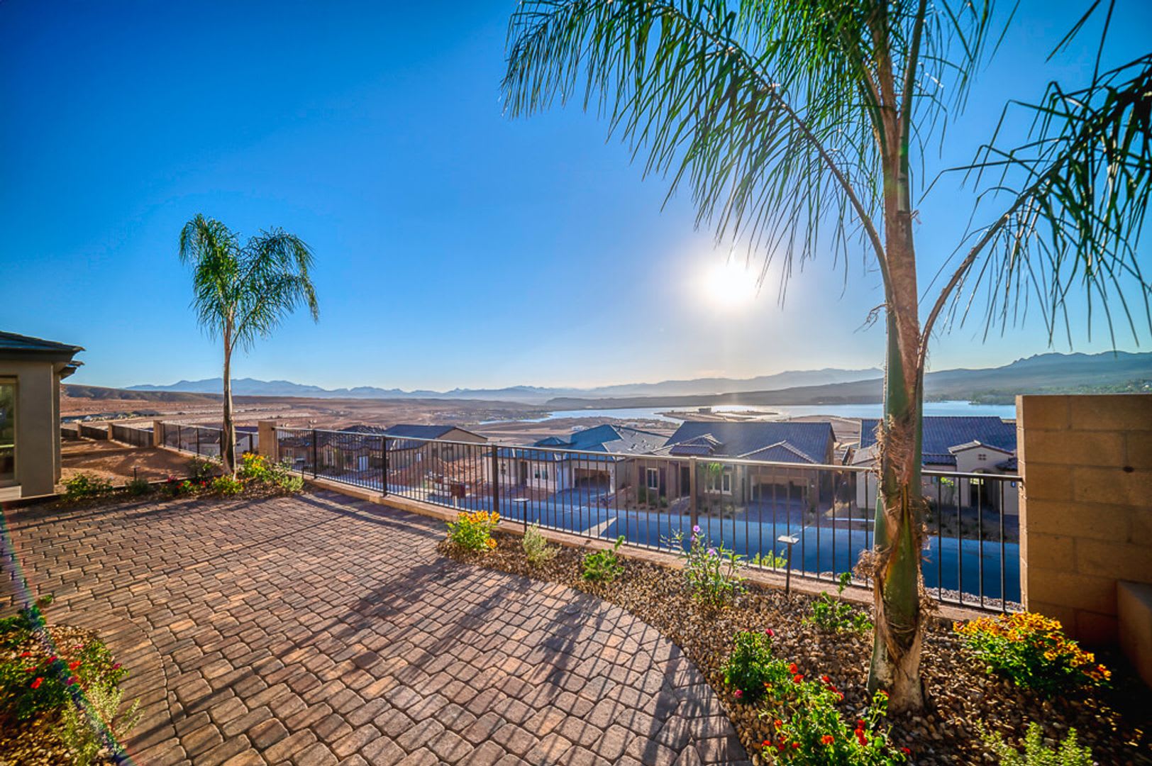 Lake Views 55 Community At Del Webb At Lake Las Vegas 3 Beds 2 Baths 2 Gar – photo 2