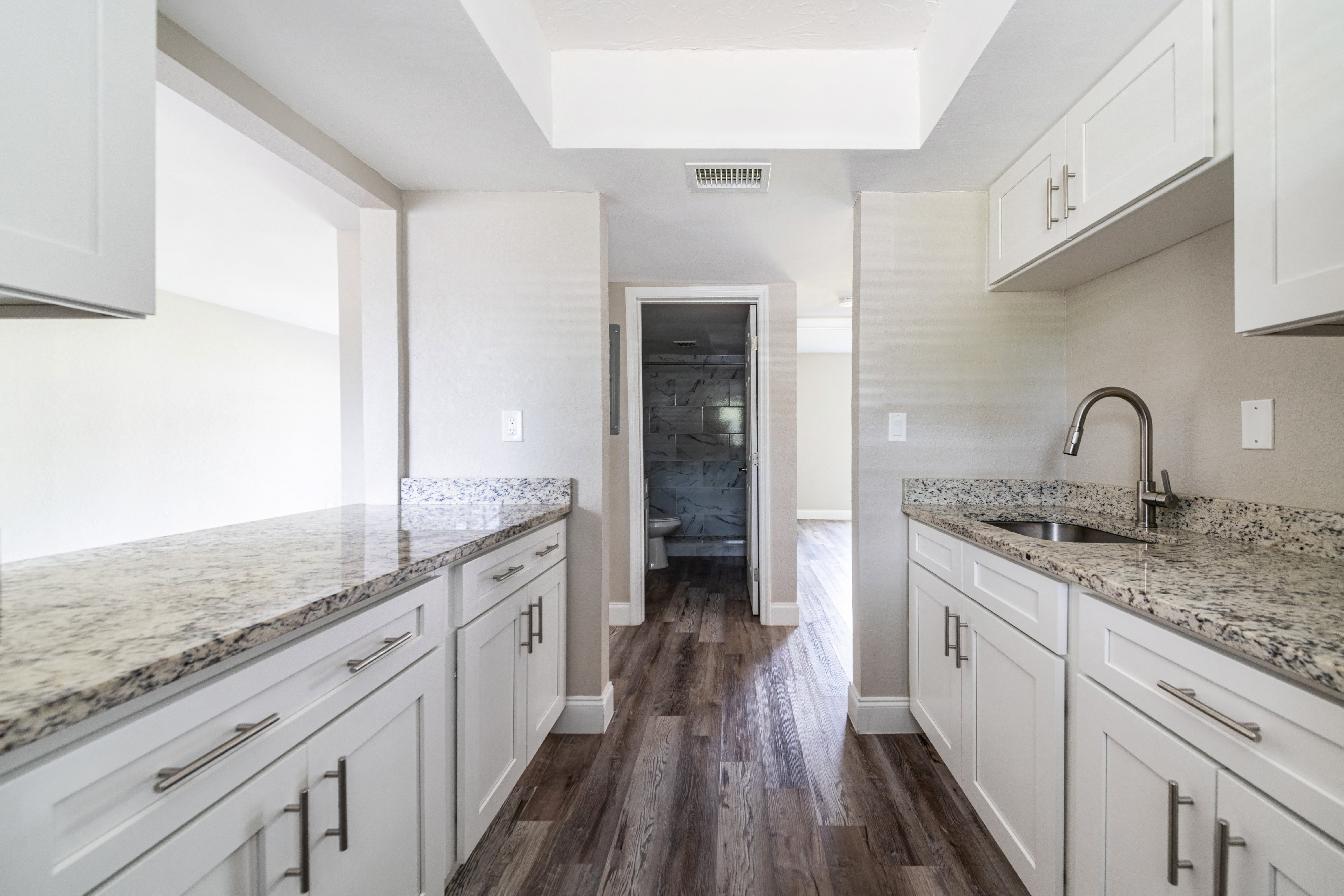 Palm Cove Apartments – photo 4