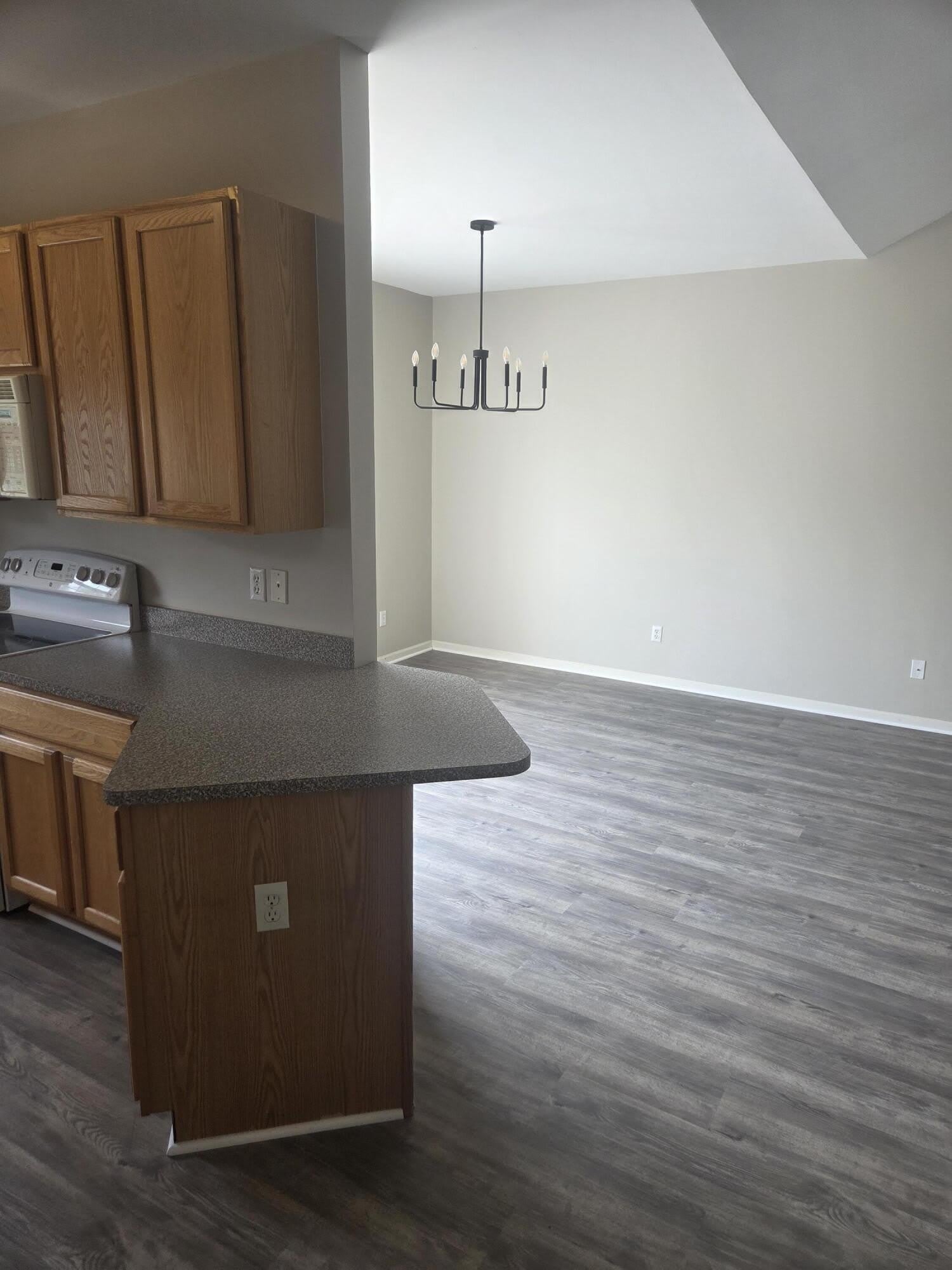 3211 Addington Drive – photo 4