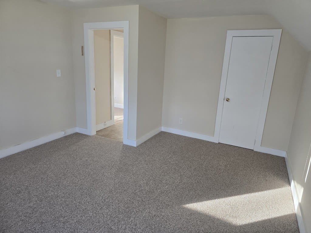 79 Wilson Ave – photo 4