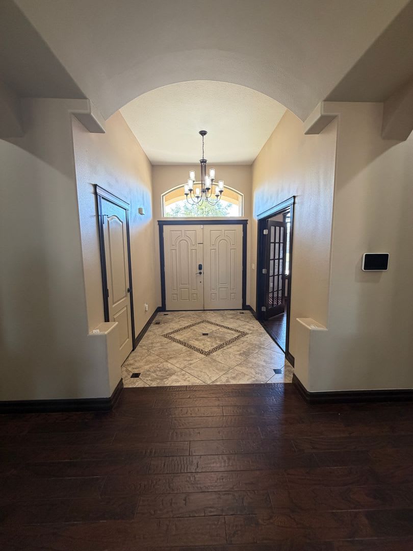 Large Custom Home for Rent in Pelican Point – photo 4