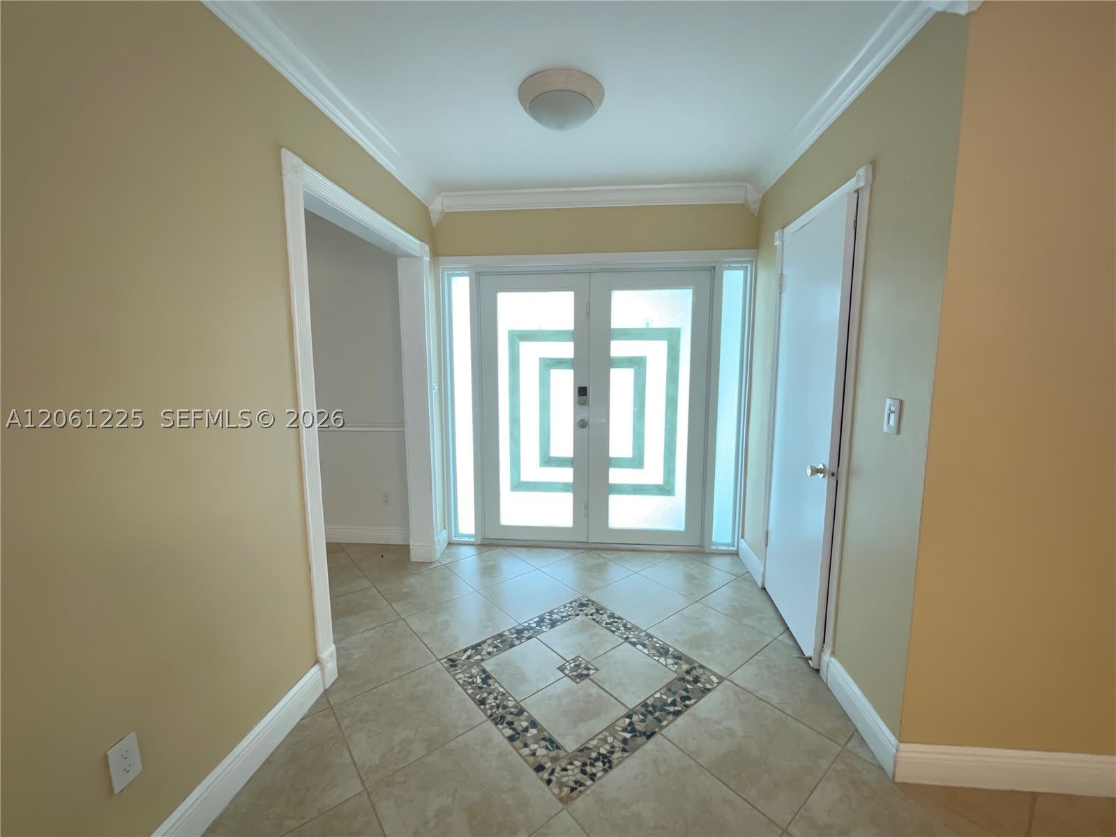 19010 SW 96th Ave – photo 3