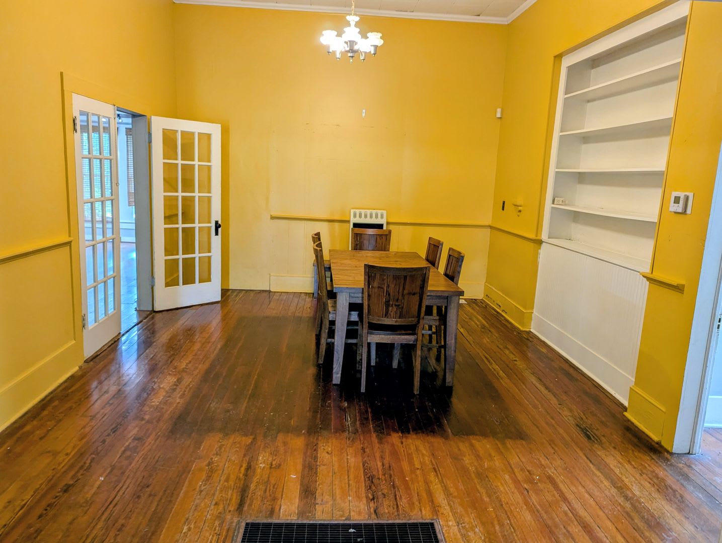 Live in Sterling Grove Historic District! – photo 4