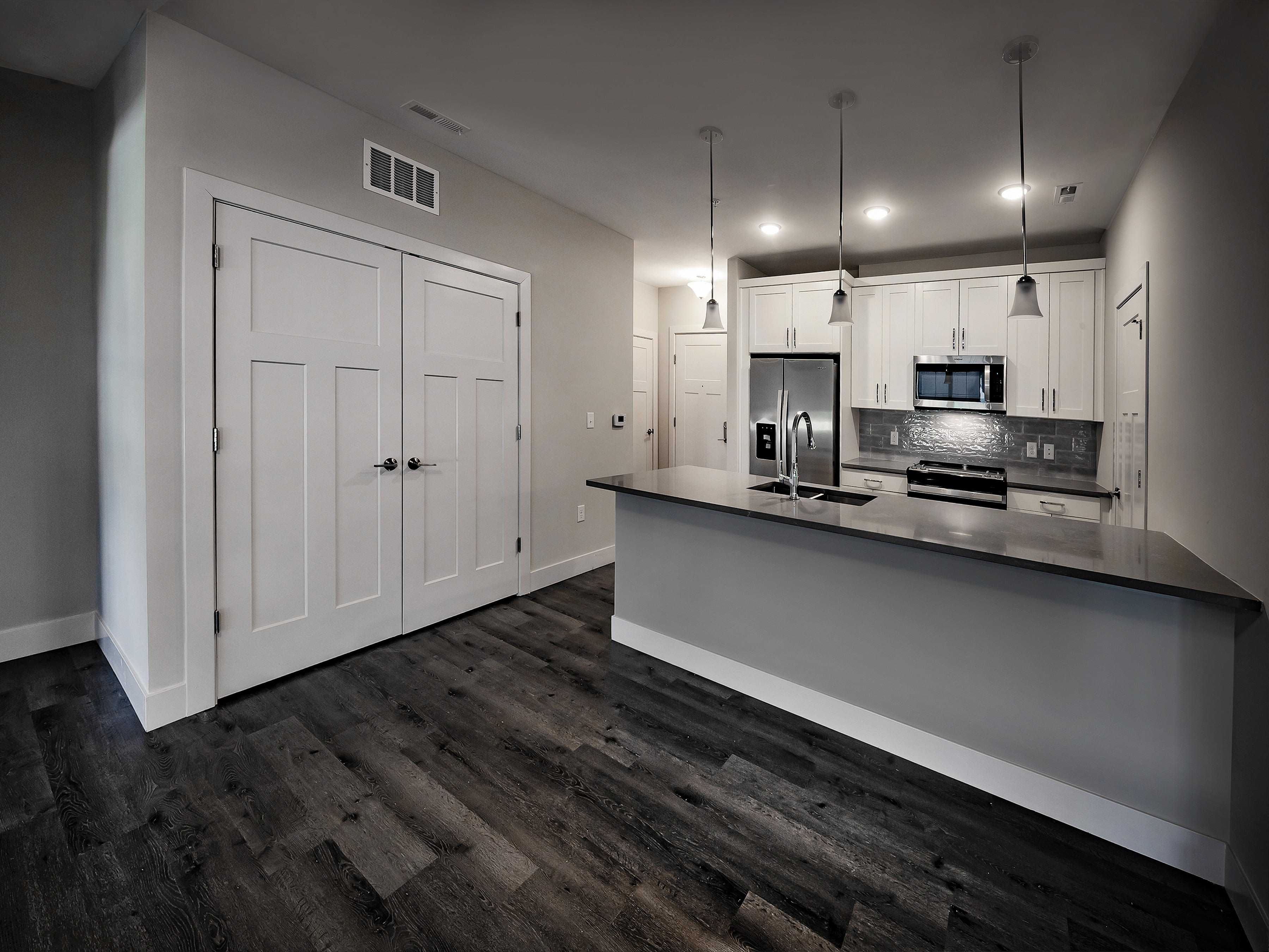 River Place Flats – photo 5