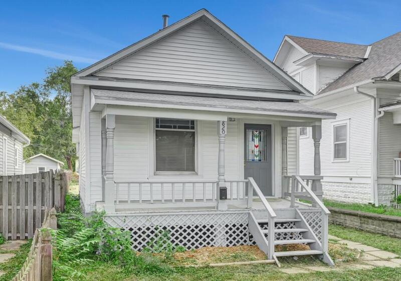 820 Charleston St – photo 2