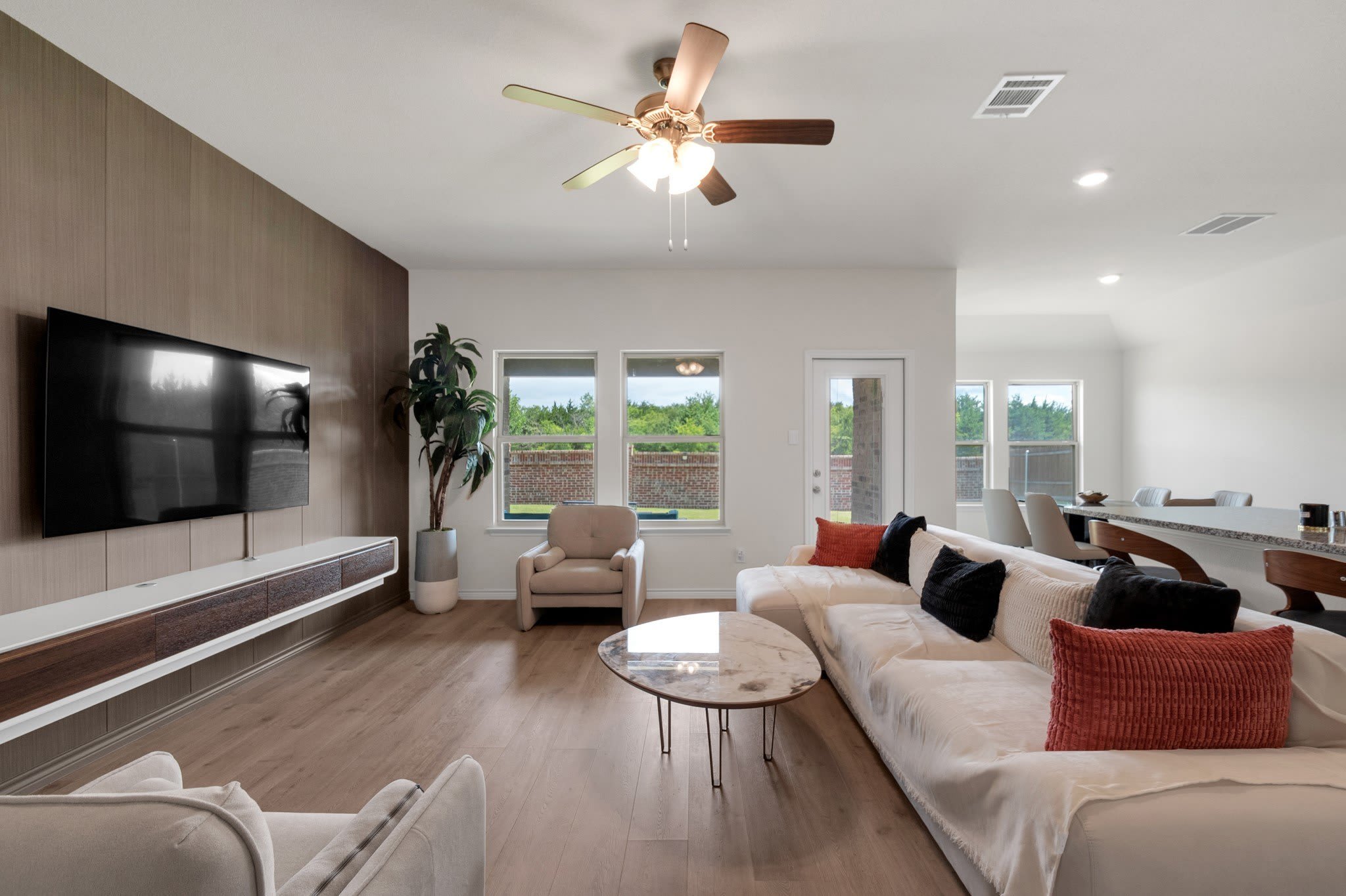 919 Gentle Rain Drive – photo 4
