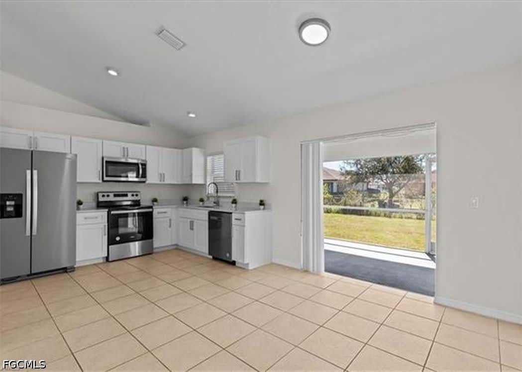 4303 26th Street SW – photo 2