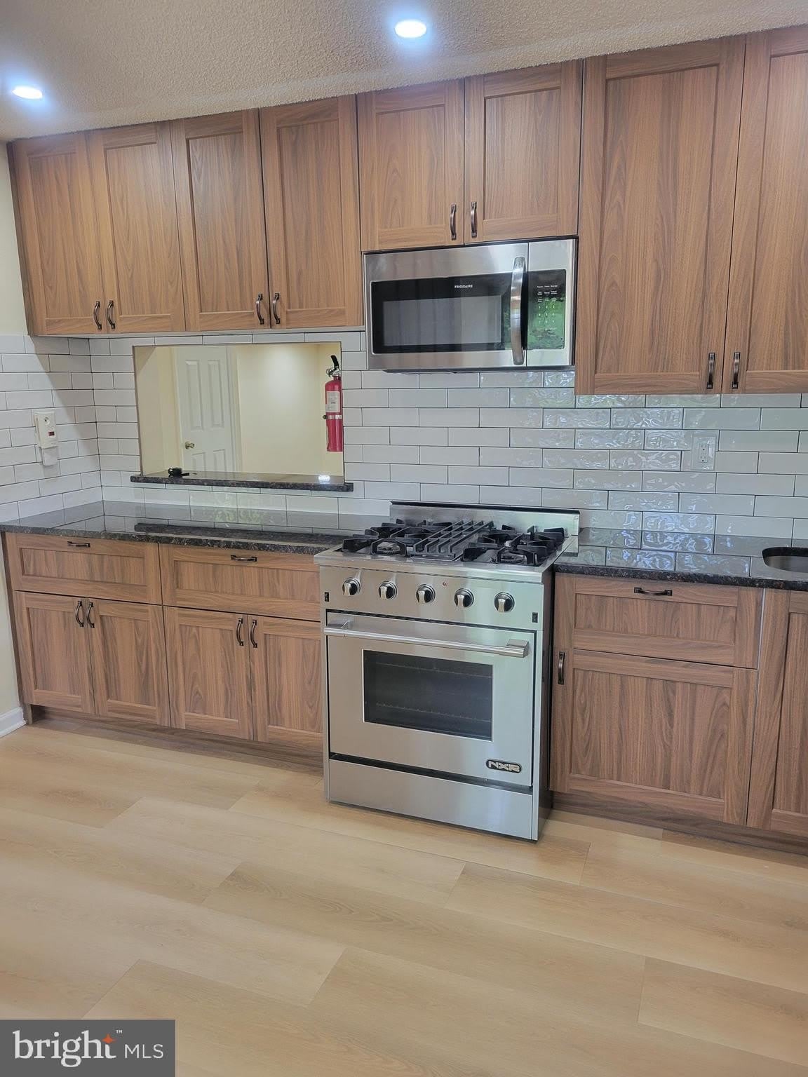 11 HARRIS Court – photo 3