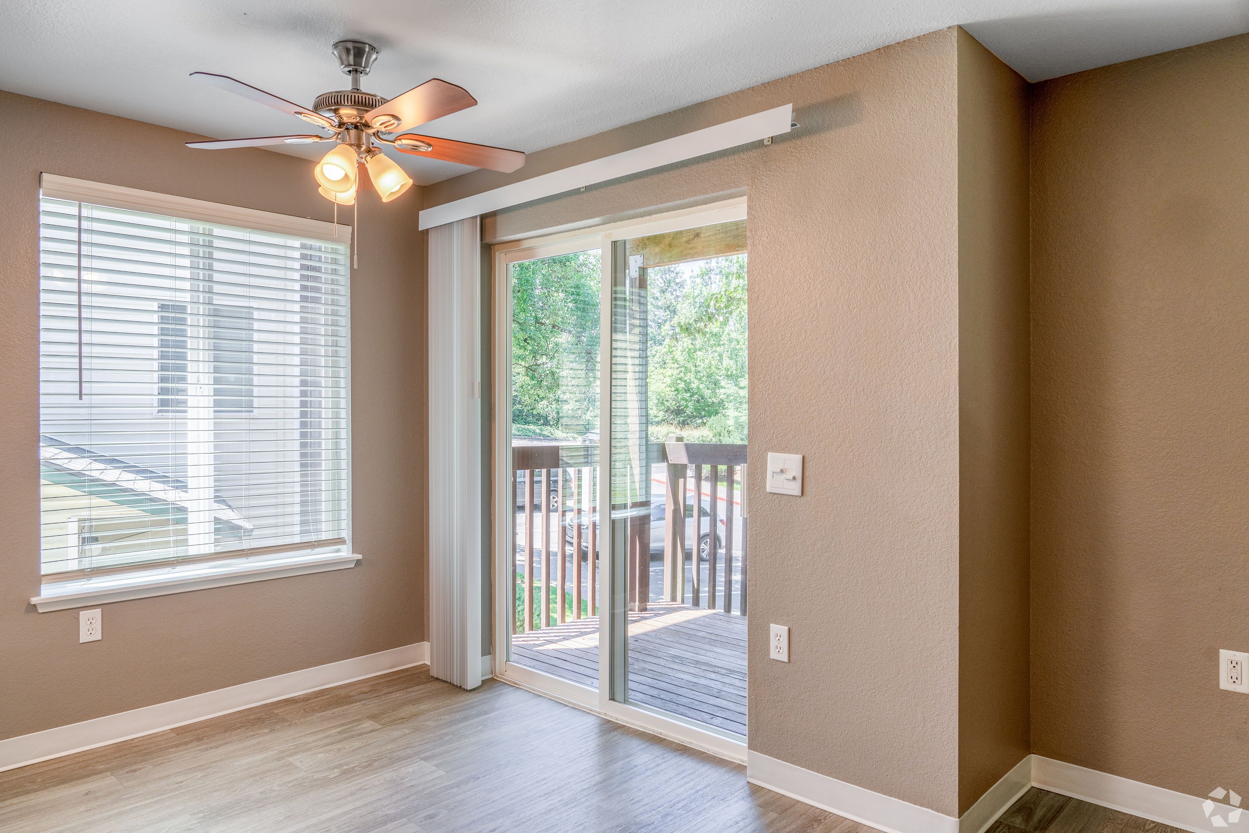 Hampton Heights – photo 3