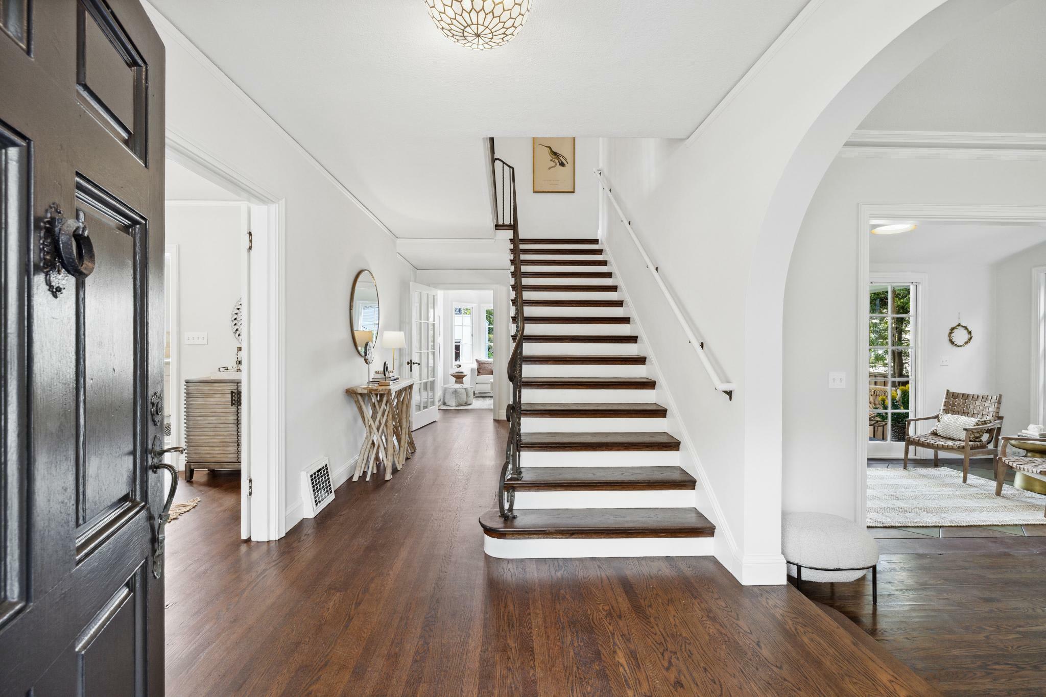 254 Sheridan Avenue – photo 3