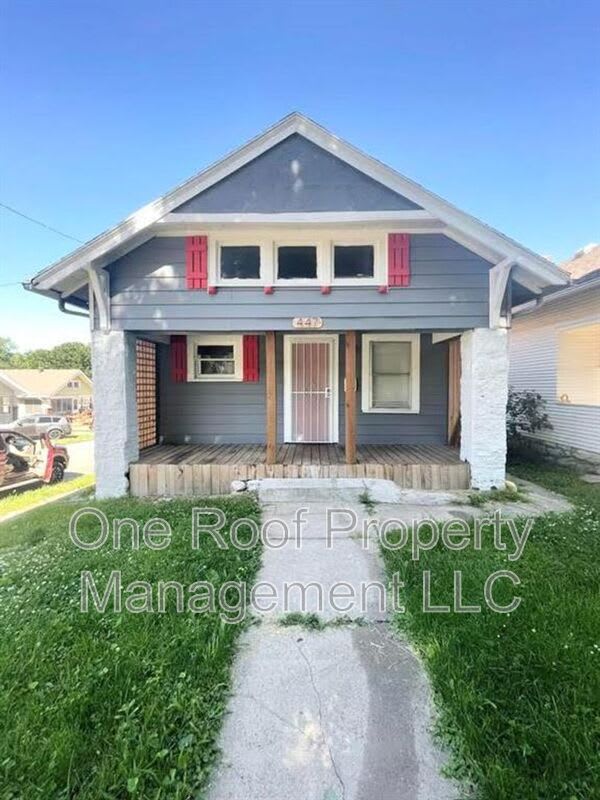 447 N Lawndale Ave – photo 1