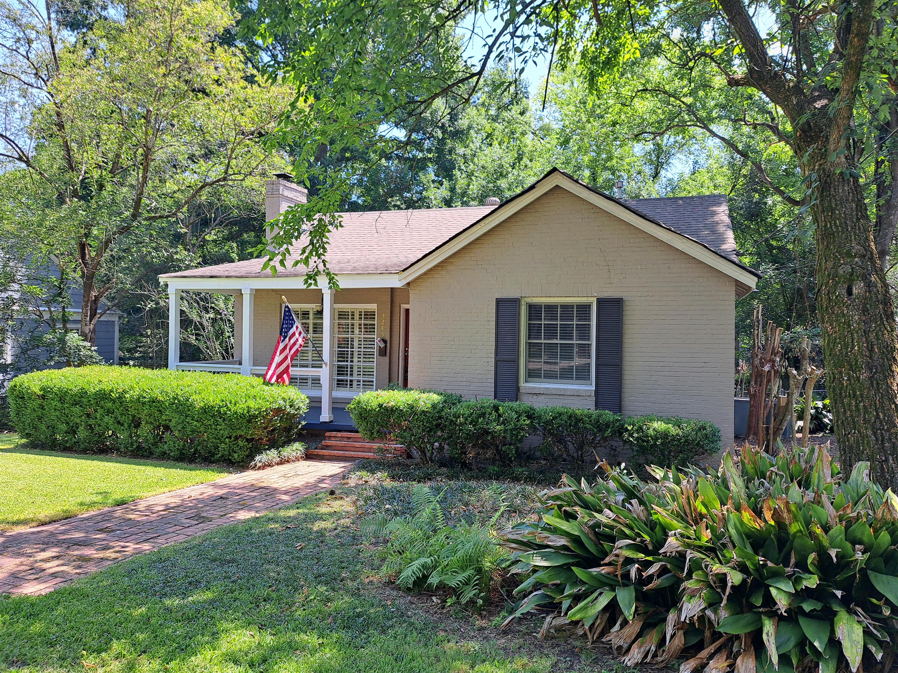 3243 Wellington Road – photo 2