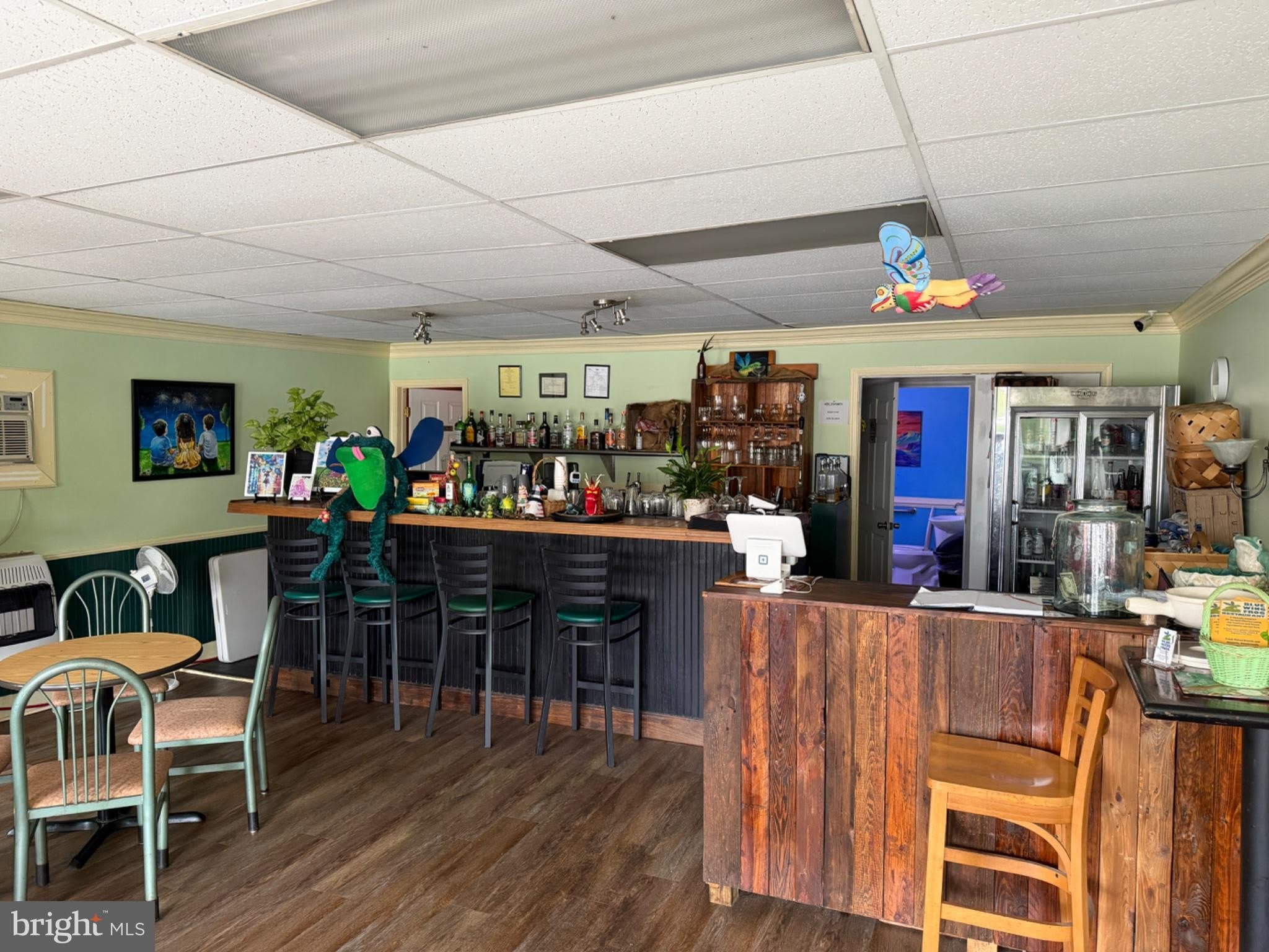 219 W KING Street – photo 2