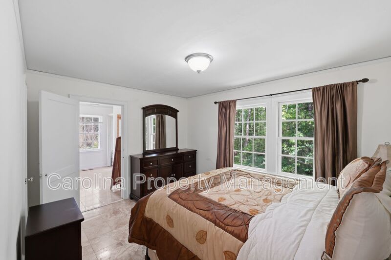 3120 Baucom Rd – photo 4