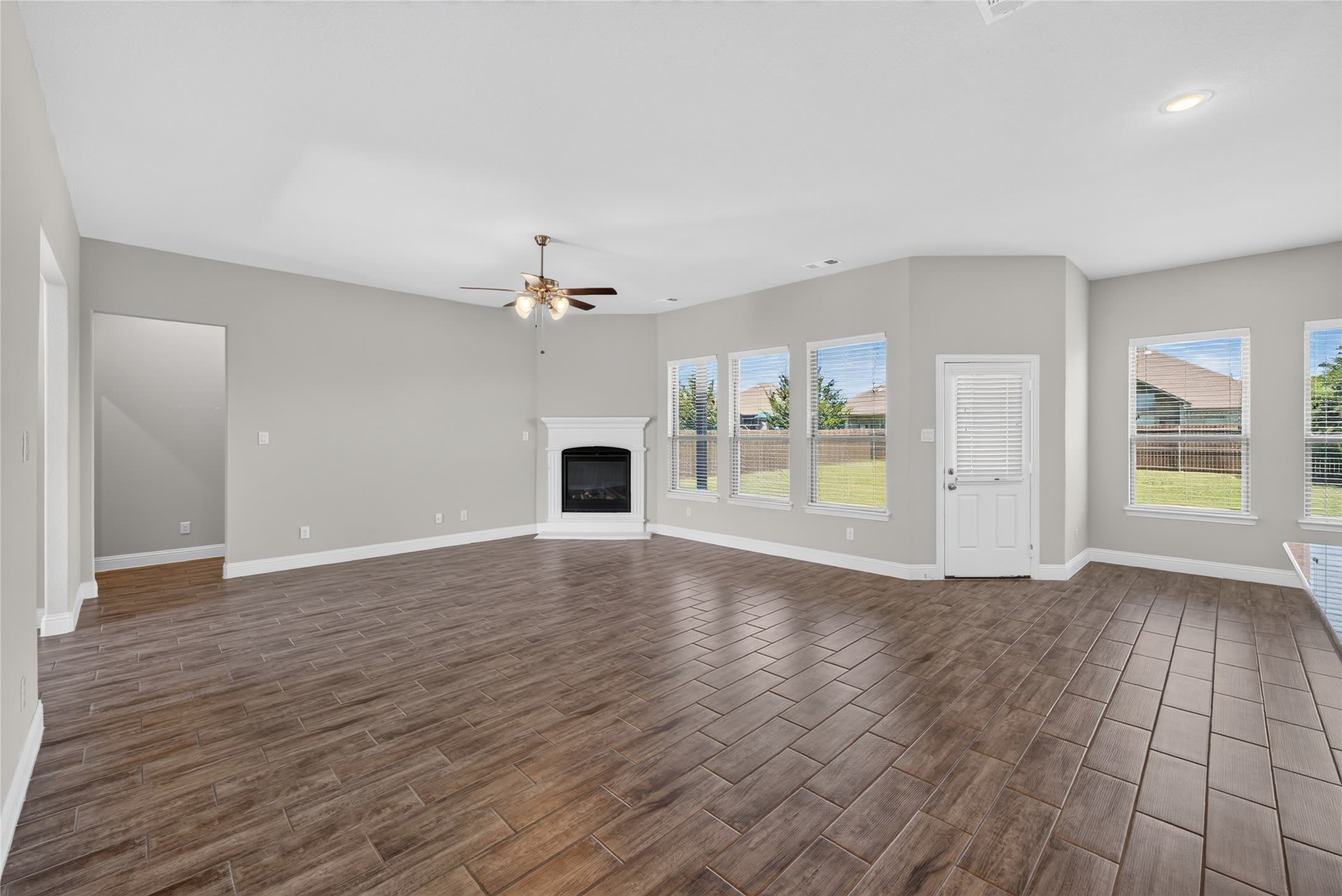2819 Diamondback Drive – photo 5